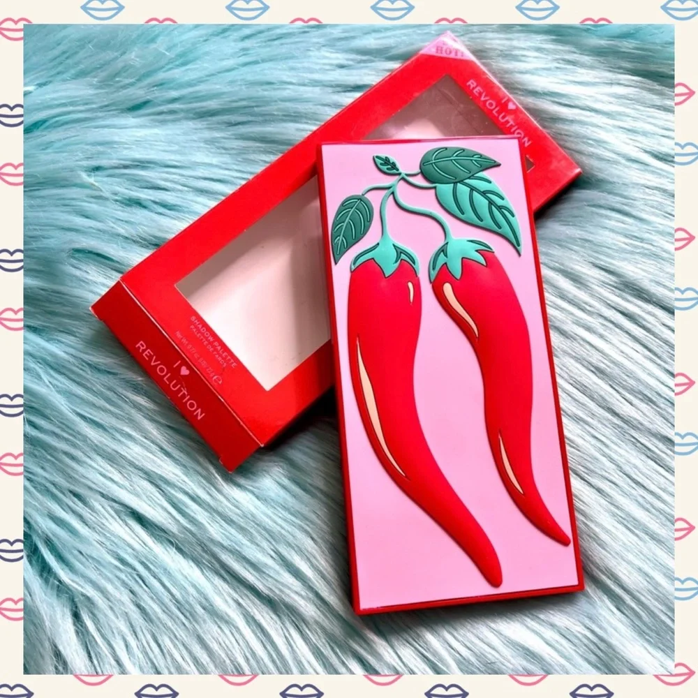 Revolution Tasty Chilli Eyeshadow Palette Limited Edition 18 Shade Chili Pepper